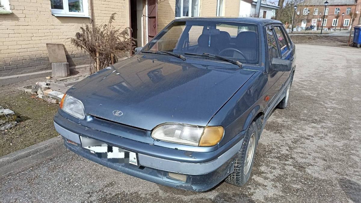 Купить LADA (ВАЗ) 2115 1 поколение седан, 2001 года, цвет: Серый, за 70000  руб. в Санкт-Петербурге